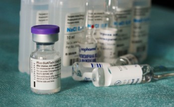 Não, a vacina da Pfizer não tem uma sexta dose aprovada em Portugal